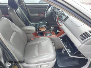 2005 Toyota Camry LE with VIN 4T1BF30K45U607301, listed as a IAAI auction lot 42199532 with Not Provided miles and . Bid and sale history available at DreamBid. Image 5.