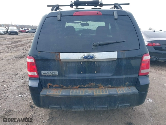 2008 Ford Escape Limited with VIN 1FMCU04168KB67107, listed as a IAAI auction lot 41743038 with 236,171 mi miles. Bid and sale history available at carsss.com. Image 16.