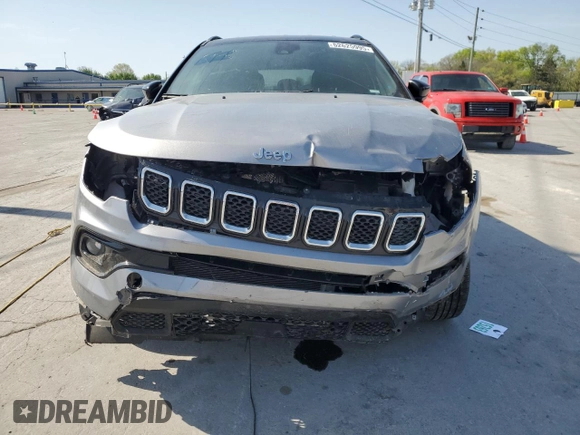 2023 Jeep Compass Limited with VIN 3C4NJDCN1PT567106, listed as a Copart auction lot 52625995 with 33,443 mi miles and Clean Title. Bid and sale history available at carsss.com. Image 5.
