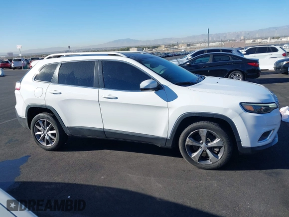 2020 Jeep Cherokee Limited with VIN 1C4PJLDBXLD536346, listed as a IAAI auction lot 41164017 with 35,057 mi miles. Bid and sale history available at carsss.com. Image 13.