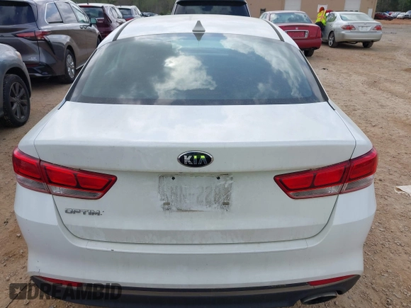 2017 Kia Optima LX z VIN 5XXGT4L39HG133028, wystawiony jako IAAI lot #41957226 z przebiegiem 92 366 mil mil oraz . Historia ofert i sprzedaży dostępna na DreamBid. Obrazek 16.