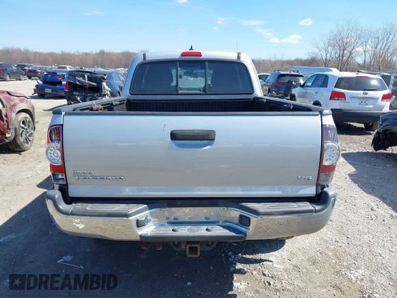 2012 Toyota Tacoma with VIN 5TFUU4ENXCX029003, listed as a IAAI auction lot 41898784 with 106,043 mi miles. Bid and sale history available at carsss.com. Image 16.