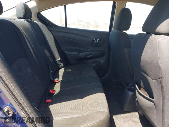2018 Nissan Versa Sedan SV with VIN 3N1CN7AP4JL811844, listed as a IAAI auction lot 42086403 with 113,858 mi miles. Bid and sale history available at carsss.com. Image 8.