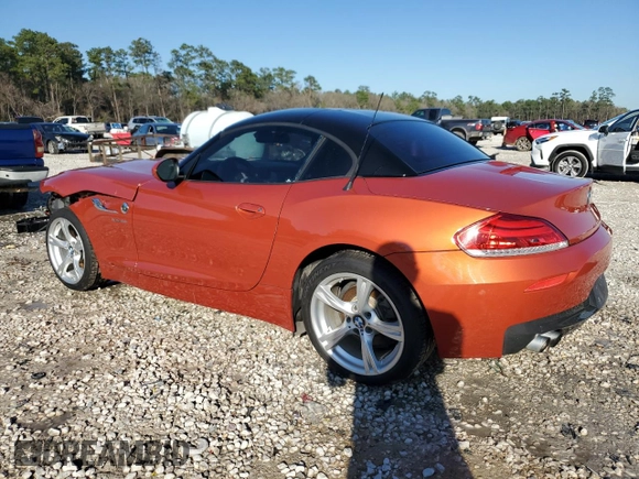 2014 BMW Z4 sDrive28i z VIN WBALL5C59EP556599, wystawiony jako Copart lot #44781125 z przebiegiem Nie podano mil oraz Czysty tytuł • Clean title. Historia ofert i sprzedaży dostępna na DreamBid. Obrazek 2.