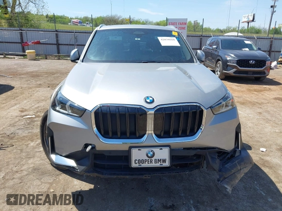 2023 BMW X1 xDrive28i z VIN WBX73EF03P5X46405, wystawiony jako IAAI lot #42038660 z przebiegiem 21 994 mil mil oraz . Historia ofert i sprzedaży dostępna na DreamBid. Obrazek 13.