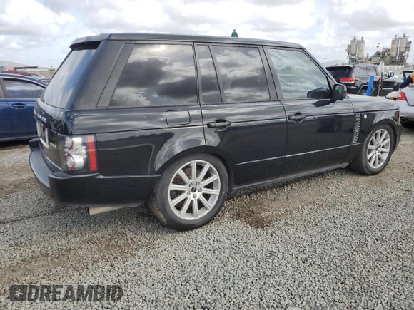 2012 Land Rover Range Rover SC z VIN SALMF1E43CA387569, wystawiony jako Copart lot #51148415 z przebiegiem 127 914 mil mil oraz Czysty tytuł • Clean title. Historia ofert i sprzedaży dostępna na DreamBid. Obrazek 3.