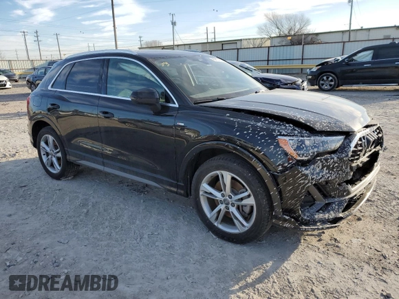 2020 Audi Q3 S line Premium with VIN WA1DECF31L1115818, listed as a Copart auction lot 40267463 with 22,456 mi miles. Bid and sale history available at carsss.com. Image 4.