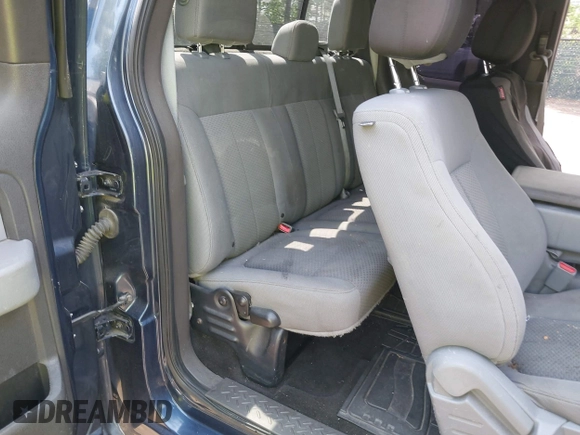 2014 Ford F-150 XL z VIN 1FTFX1ET9EKF31322, wystawiony jako IAAI lot #42146775 z przebiegiem 204 641 mil mil oraz . Historia ofert i sprzedaży dostępna na DreamBid. Obrazek 8.