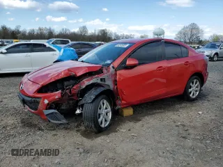2011 Mazda 3 i Touring with VIN JM1BL1VG8B1477462, listed as a Copart auction lot 53268995 with 118,510 mi miles and Salvage Title. Bid and sale history available at DreamBid. Image 1.