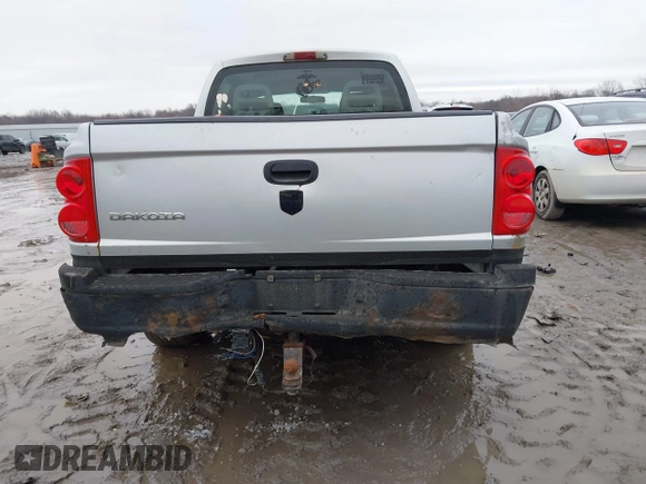 2006 Dodge Dakota ST with VIN 1D7HW28K76S507001, listed as a IAAI auction lot 41618353 with 127,825 mi miles and . Bid and sale history available at DreamBid. Image 15.