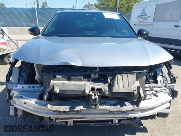 2023 Honda Civic Sport with VIN 2HGFE2F56PH500505, listed as a IAAI auction lot 42239112 with 39,513 mi miles and . Bid and sale history available at DreamBid. Image 12.