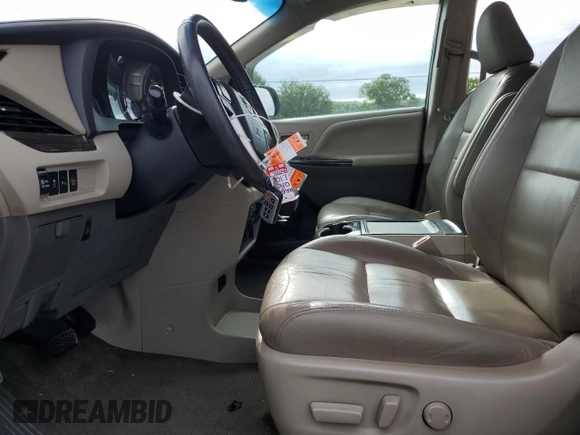 2017 Toyota Sienna XLE with VIN 5TDDZ3DC7HS170619, listed as a Copart auction lot 58575075 with 153,184 mi miles and Clean title. Bid and sale history available at DreamBid. Image 7.