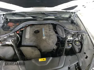 2017 BMW 7 Series 740e xDrive with VIN WBA7J2C38HG497960, listed as a Copart auction lot 58901035 with 128,262 mi miles and Salvage title. Bid and sale history available at DreamBid. Image 15.