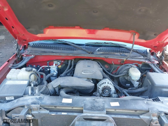 2006 Chevrolet Silverado 1500 LT1 with VIN 2GCEK13TX61173467, listed as a IAAI auction lot 41845953 with 201,552 mi miles. Bid and sale history available at carsss.com. Image 10.