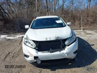 2015 Nissan Murano S z VIN 5N1AZ2MH9FN230424, wystawiony jako IAAI lot #41661722 z przebiegiem 104 475 mil mil oraz . Historia ofert i sprzedaży dostępna na DreamBid. Obrazek 13.