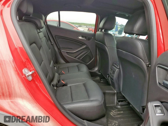2019 Mercedes-Benz GLA 250 z VIN WDCTG4EBXKJ615138, wystawiony jako Copart lot #51328835 z przebiegiem 30 585 mil mil oraz Szkoda całkowita • Salvage title. Historia ofert i sprzedaży dostępna na DreamBid. Obrazek 11.
