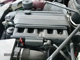 2005 BMW Z4 2.5i с VIN 4USBT33565LR70847, выставлен на аукционе IAAI как лот 41761019 с пробегом 129 341 миль миль и . История ставок и продаж доступна на DreamBid. Изображение 12.