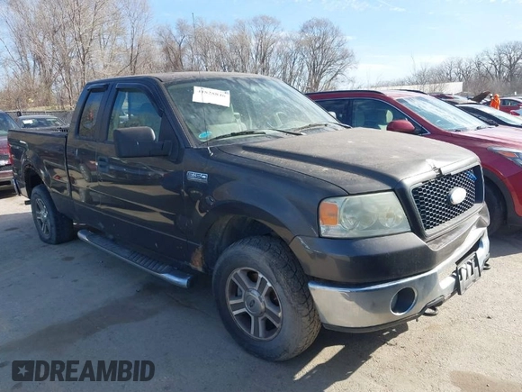 2006 Ford F-150 XLT with VIN 1FTPX14556FA66720, listed as a IAAI auction lot 41828846 with 150,915 mi miles. Bid and sale history available at carsss.com. Image 1.