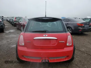 2005 MINI Hardtop S with VIN WMWRE33525TD99548, listed as a Copart auction lot 54778205 with 187,150 mi miles and Salvage title. Bid and sale history available at DreamBid. Image 6.
