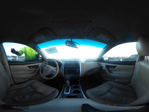 2013 Nissan Altima 2.5 SL with VIN 1N4AL3AP5DC246223, listed as a IAAI auction lot 41351155 with 139,298 mi miles. Bid and sale history available at carsss.com. Image 18.