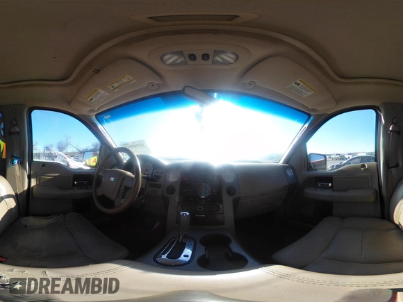 2006 Ford F-150 XLT with VIN 1FTPW14V76KD69637, listed as a IAAI auction lot 41940313 with 313,194 mi miles and . Bid and sale history available at carsss.com. Image 18.