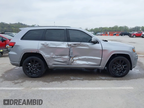2019 Jeep Grand Cherokee Upland with VIN 1C4RJFAG9KC854800, listed as a IAAI auction lot 41997681 with 64,210 mi miles and . Bid and sale history available at DreamBid. Image 13.