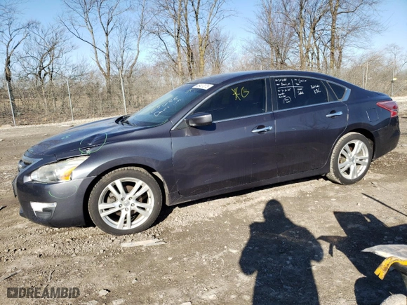 2013 Nissan Altima 3.5 SL with VIN 1N4BL3AP7DN411892, listed as a Copart auction lot 48407075 with 81,015 mi miles and Salvage Title. Bid and sale history available at carsss.com. Image 1.