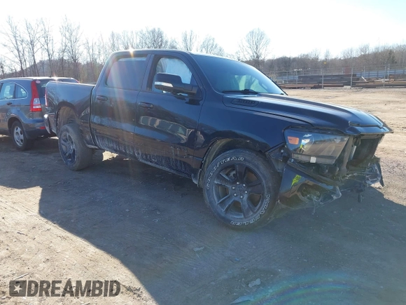 2020 Ram 1500 Big Horn z VIN 1C6SRFFT5LN330864, wystawiony jako IAAI lot #41457715 z przebiegiem 53 226 mil mil oraz . Historia ofert i sprzedaży dostępna na DreamBid. Obrazek 1.