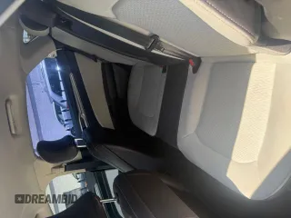 2019 Ford Fusion SE z VIN 3FA6P0HD0KR201807, wystawiony jako Copart lot #58443565 z przebiegiem 30 077 mil mil oraz Szkody całkowita. Historia ofert i sprzedaży dostępna na DreamBid. Obrazek 6.