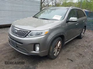 2015 Kia Sorento SX with VIN 5XYKWDA75FG553286, listed as a IAAI auction lot 42020351 with 147,572 mi miles. Bid and sale history available at carsss.com. Image 2.