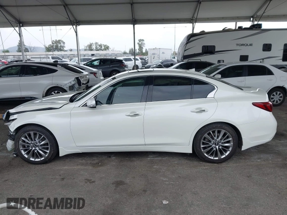 2018 Infiniti Q50 Luxe with VIN JN1EV7AP9JM354656, listed as a IAAI auction lot 42031131 with 67,432 mi miles and . Bid and sale history available at DreamBid. Image 15.