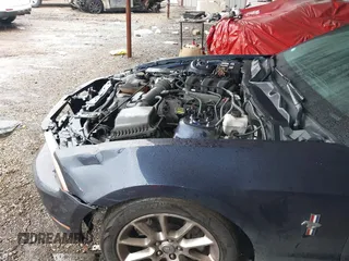 2011 Ford Mustang V6 with VIN 1ZVBP8AM9B5153645, listed as a IAAI auction lot 41304583 with 123,204 mi miles and . Bid and sale history available at carsss.com. Image 6.