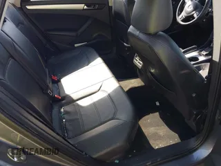 2013 Volkswagen Passat SE z VIN 1VWBH7A39DC048956, wystawiony jako IAAI lot #42039394 z przebiegiem 111 331 mil mil oraz . Historia ofert i sprzedaży dostępna na DreamBid. Obrazek 8.