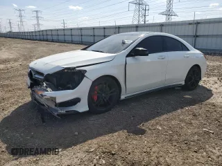 2014 Mercedes-Benz CLA 45 AMG z VIN WDDSJ5CB6EN100698, wystawiony jako Copart lot #53142955 z przebiegiem 80 357 mil mil oraz Szkoda całkowita • Salvage title. Historia ofert i sprzedaży dostępna na DreamBid. Obrazek 1.