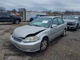 2000 Honda Civic VP z VIN 2HGEJ6613YH575630, wystawiony jako IAAI lot #41525214 z przebiegiem 251 481 mil mil oraz . Historia ofert i sprzedaży dostępna na DreamBid. Obrazek 2.