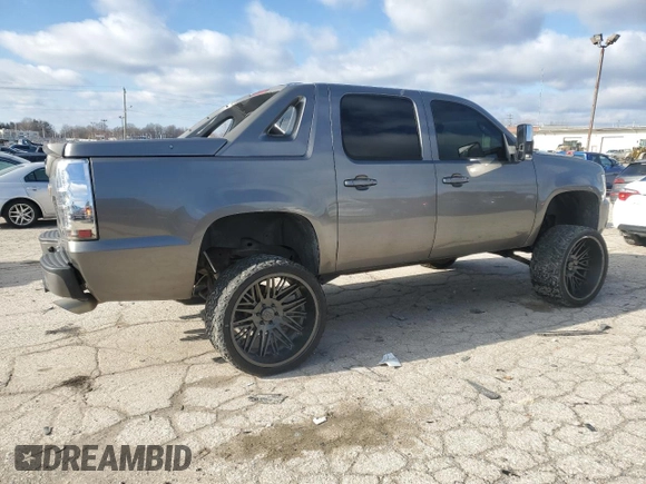 2007 Chevrolet Avalanche LTZ with VIN 3GNFK12387G161730, listed as a Copart auction lot 87256334 with 173,359 mi miles and Clean Title. Bid and sale history available at carsss.com. Image 3.