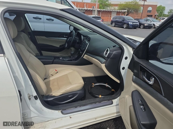 2018 Nissan Maxima SL with VIN 1N4AA6AP2JC371232, listed as a Copart auction lot 54703405 with 142,447 mi miles and Clean Title. Bid and sale history available at carsss.com. Image 5.