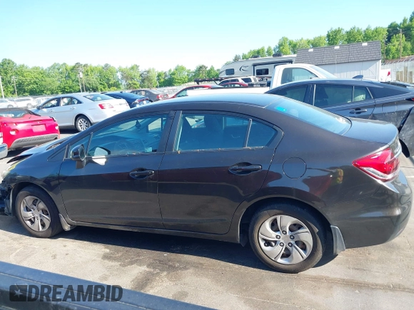 2013 Honda Civic LX z VIN 2HGFB2F5XDH537125, wystawiony jako IAAI lot #42149823 z przebiegiem 166 321 mil mil oraz . Historia ofert i sprzedaży dostępna na DreamBid. Obrazek 14.