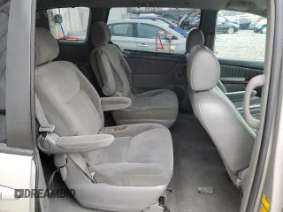 2004 Toyota Sienna XLE with VIN 5TDZA22C24S215695, listed as a Copart auction lot 88263905 with 223,847 mi miles and Clean Title. Bid and sale history available at carsss.com. Image 11.