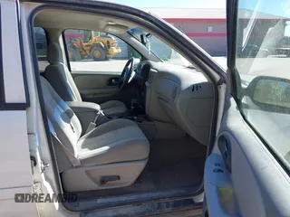 2006 Chevrolet TrailBlazer LS with VIN 1GNDT13S462109285, listed as a IAAI auction lot 42142053 with 86,438 mi miles and . Bid and sale history available at DreamBid. Image 5.