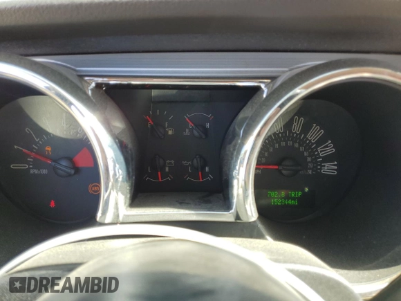 2006 Ford Mustang GT Deluxe with VIN 1ZVHT82H365159468, listed as a Copart auction lot 62900205 with 152,344 mi miles and Clean title. Bid and sale history available at DreamBid. Image 9.