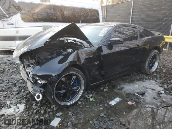 2012 Ford Mustang GT Premium with VIN 1ZVBP8CF1C5263105, listed as a Copart auction lot 43135345 with 146,670 mi miles and Salvage Title. Bid and sale history available at DreamBid. Image 1.