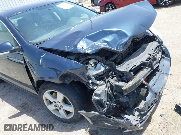 2009 Volkswagen Jetta SE с VIN 3VWRM71K39M080809, выставлен на аукционе IAAI как лот 42248542 с пробегом 71 517 миль миль и . История ставок и продаж доступна на DreamBid. Изображение 16.
