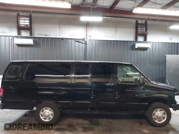 2012 Ford Econoline Passenger XL z VIN 1FBSS3BL4CDA58142, wystawiony jako IAAI lot #40799803 z przebiegiem 163 556 mil mil oraz . Historia ofert i sprzedaży dostępna na DreamBid. Obrazek 12.