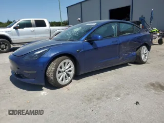 2023 Tesla Model 3 z VIN 5YJ3E1EA4PF447125, wystawiony jako Copart lot #57049045 z przebiegiem 45 752 mil mil oraz Szkoda całkowita • Salvage title. Historia ofert i sprzedaży dostępna na DreamBid. Obrazek 1.