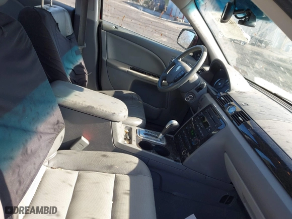 2005 Mercury Montego Premier with VIN 1MEHM42105G621580, listed as a IAAI auction lot 41587584 with 157,383 mi miles. Bid and sale history available at carsss.com. Image 5.
