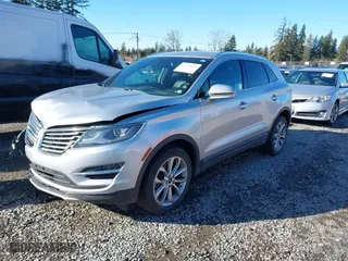 2015 Lincoln MKC with VIN 5LMCJ2A92FUJ32187, listed as a IAAI auction lot 41571438 with NaN miles. Bid and sale history available at carsss.com. Image 17.