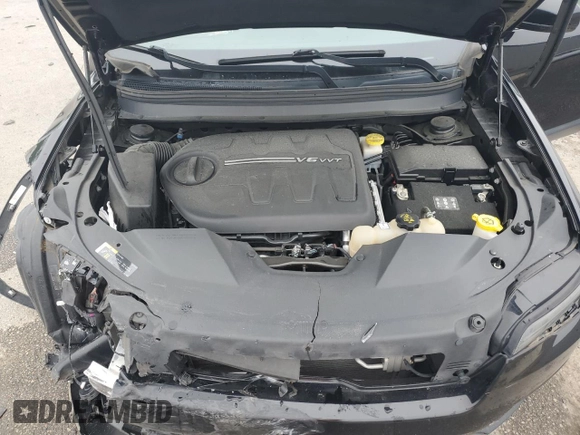 2019 Jeep Cherokee Limited with VIN 1C4PJLDX2KD308318, listed as a Copart auction lot 58499565 with 50,442 mi miles and Salvage title. Bid and sale history available at DreamBid. Image 12.
