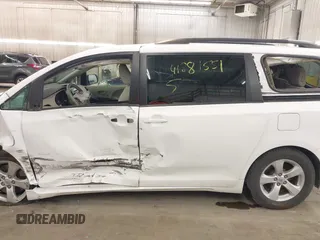 2011 Toyota Sienna LE AAS with VIN 5TDKK3DC6BS144970, listed as a IAAI auction lot 41881551 with 168,148 mi miles. Bid and sale history available at carsss.com. Image 15.