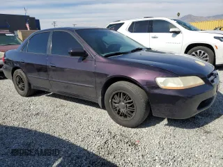 1998 Honda Accord EX z VIN 1HGCG1650WA014227, wystawiony jako Copart lot #45868775 z przebiegiem 348 362 mil mil oraz Szkoda całkowita • Salvage title. Historia ofert i sprzedaży dostępna na DreamBid. Obrazek 4.